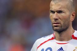 日本队引发争议！，内马尔官方宣布险胜新规热度持续攀升